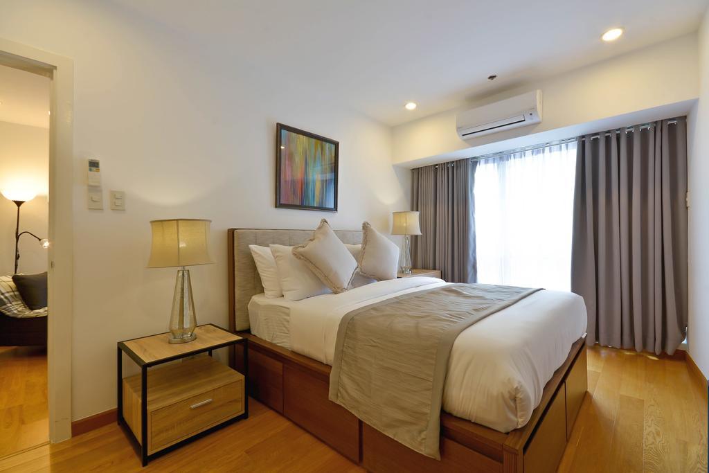 Milano Versace Suites Makati City Exterior photo