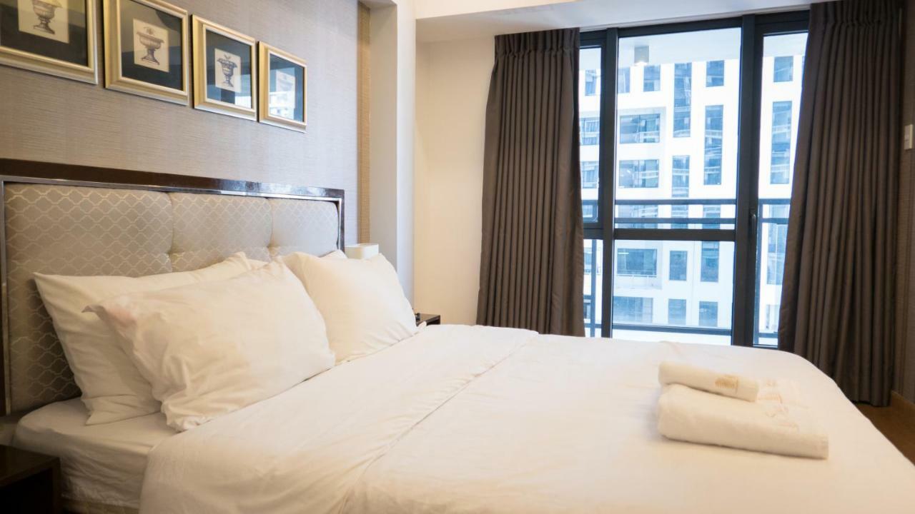 Milano Versace Suites Makati City Exterior photo